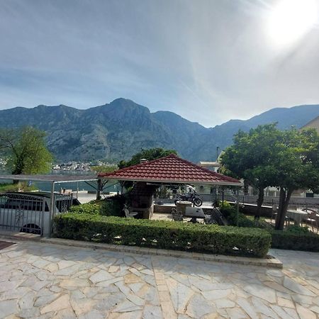 Appartamento Sunset Kotor Muo Esterno foto