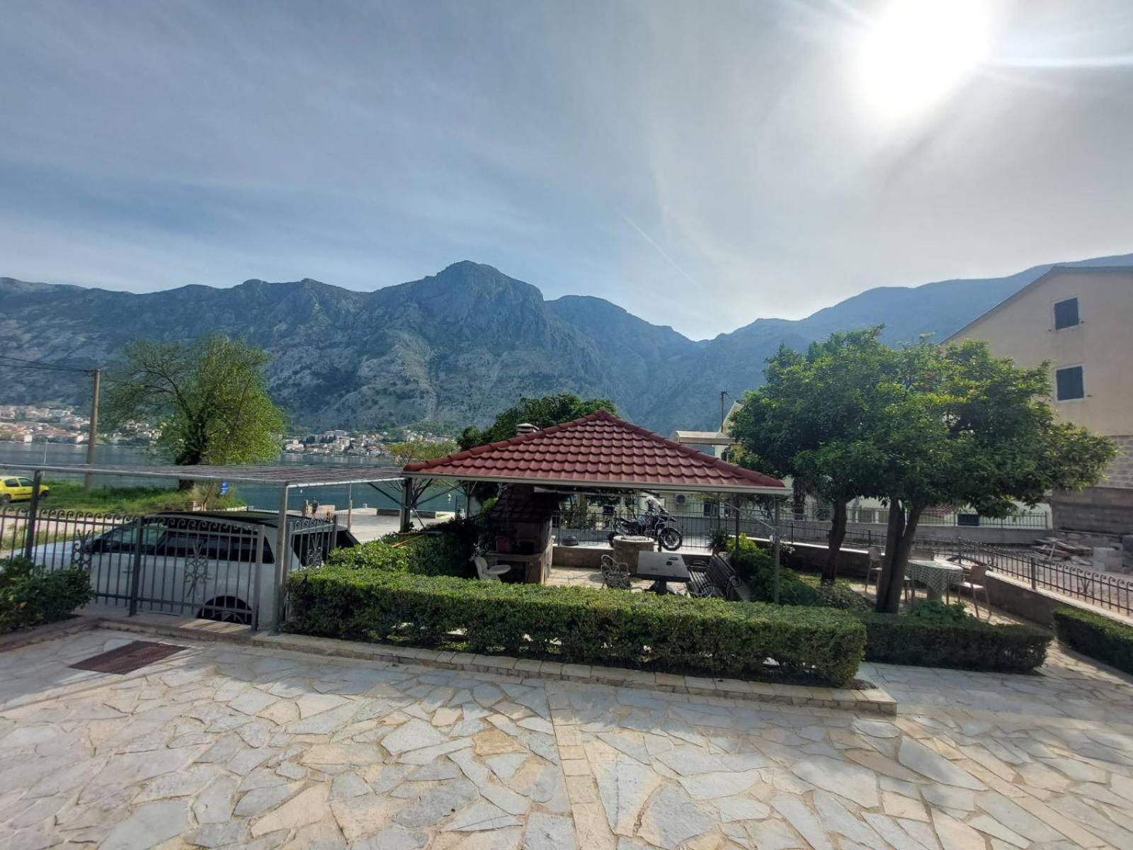 Appartamento Sunset Kotor Muo Esterno foto
